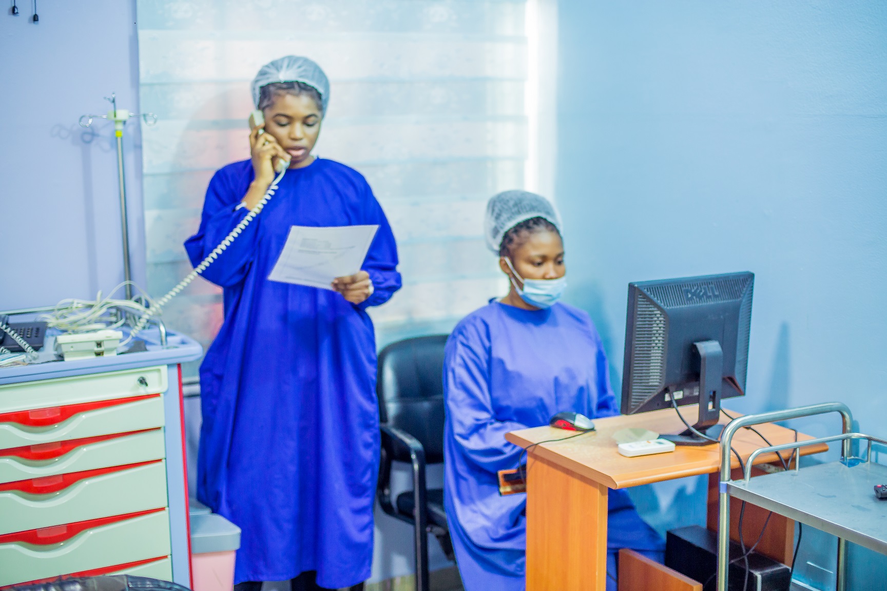 Limi clinician coordinating care from the ward